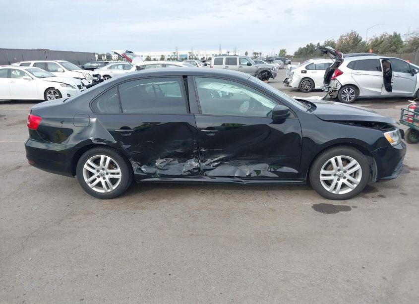 Photo 6 of 2015 Volkswagen Jetta 2.0L S (VIN 3VW2K7AJXFM226939)