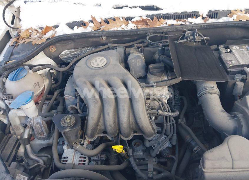 Photo 10 of 2015 Volkswagen Jetta 2.0L S (VIN 3VW2K7AJXFM254756)