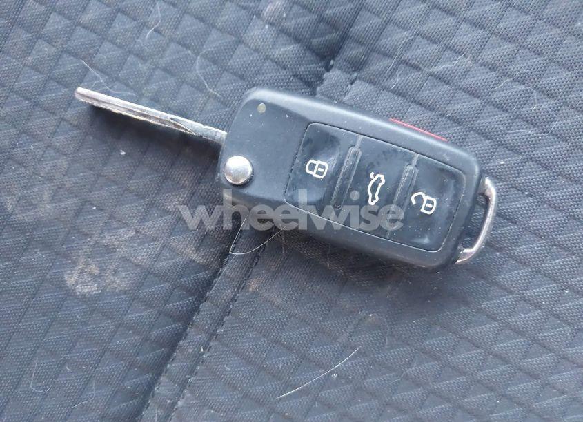 Photo 11 of 2015 Volkswagen Jetta 2.0L S (VIN 3VW2K7AJXFM254756)