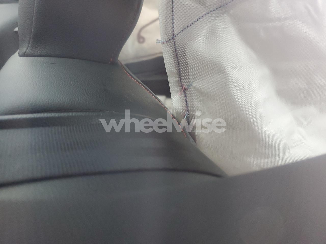 Photo 10 of 2025 VOLKSWAGEN JETTA GLI AUTOBAHN (VIN 3VW2T7BU1SM031201)