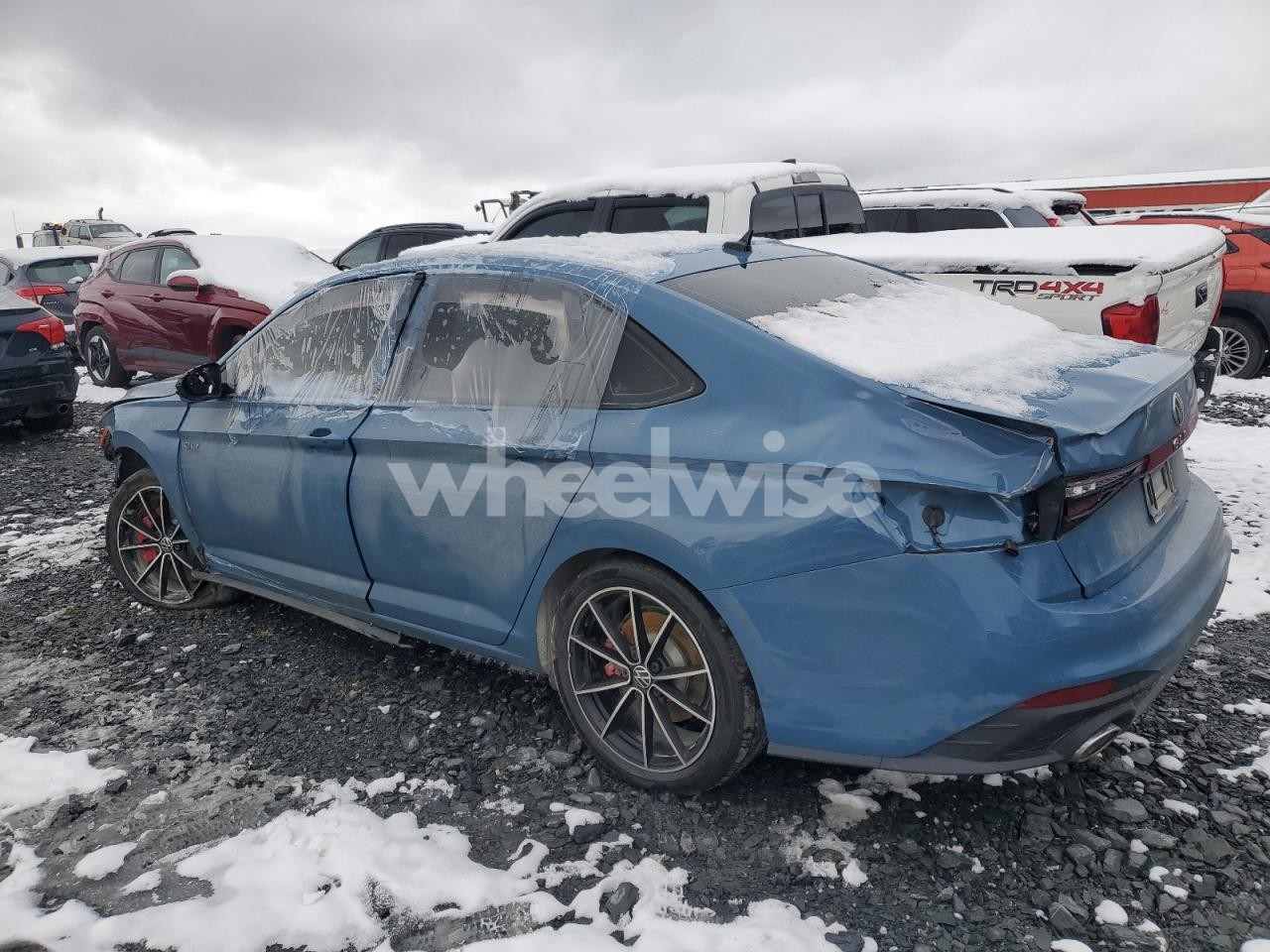 Photo 2 of 2025 VOLKSWAGEN JETTA GLI AUTOBAHN (VIN 3VW2T7BU1SM031201)