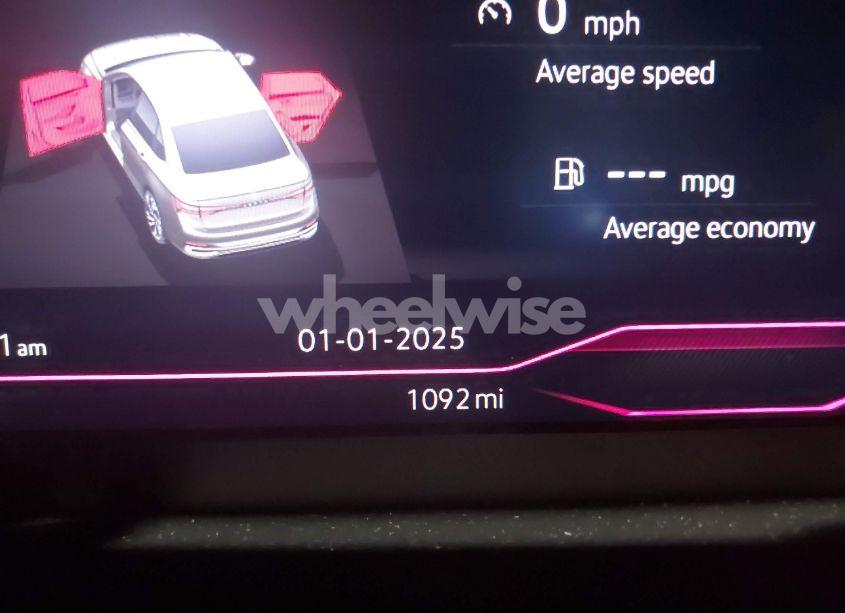 Photo 7 of 2025 Volkswagen Jetta GLI 2.0T AUTOBAHN (VIN 3VW2T7BU5SM021237)