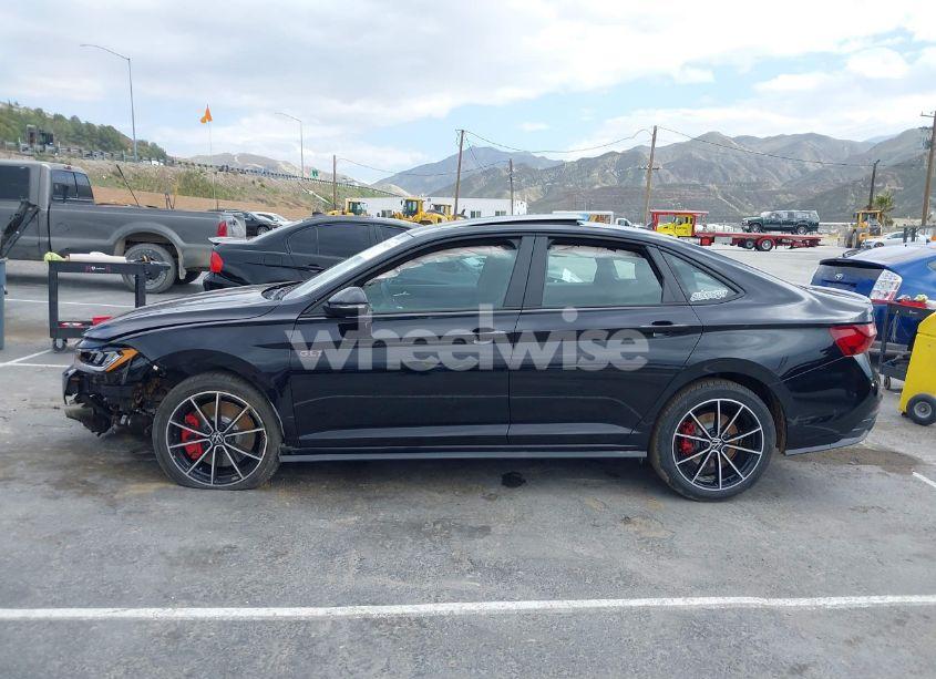 Photo 14 of 2025 Volkswagen Jetta GLI 2.0T AUTOBAHN (VIN 3VW2T7BU9SM003551)