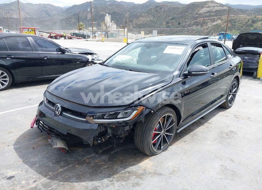 Photo 2 of 2025 Volkswagen Jetta GLI 2.0T AUTOBAHN (VIN 3VW2T7BU9SM003551)