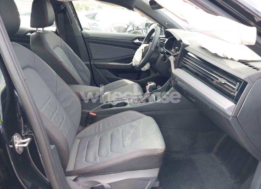 Photo 5 of 2025 Volkswagen Jetta GLI 2.0T AUTOBAHN (VIN 3VW2T7BU9SM003551)