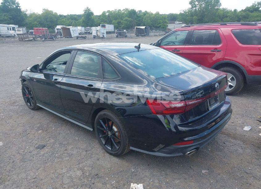 Photo 3 of 2025 Volkswagen Jetta GLI 2.0T AUTOBAHN (VIN 3VW2T7BUXSM022402)