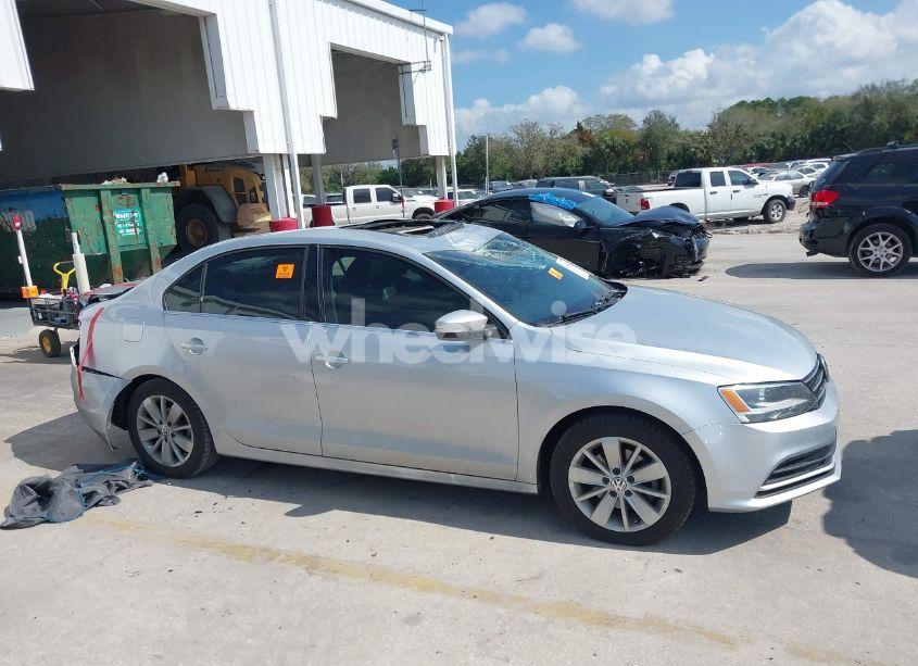Photo 13 of 2015 Volkswagen Jetta 2.0L TDI SE (VIN 3VW3A7AJ0FM274845)