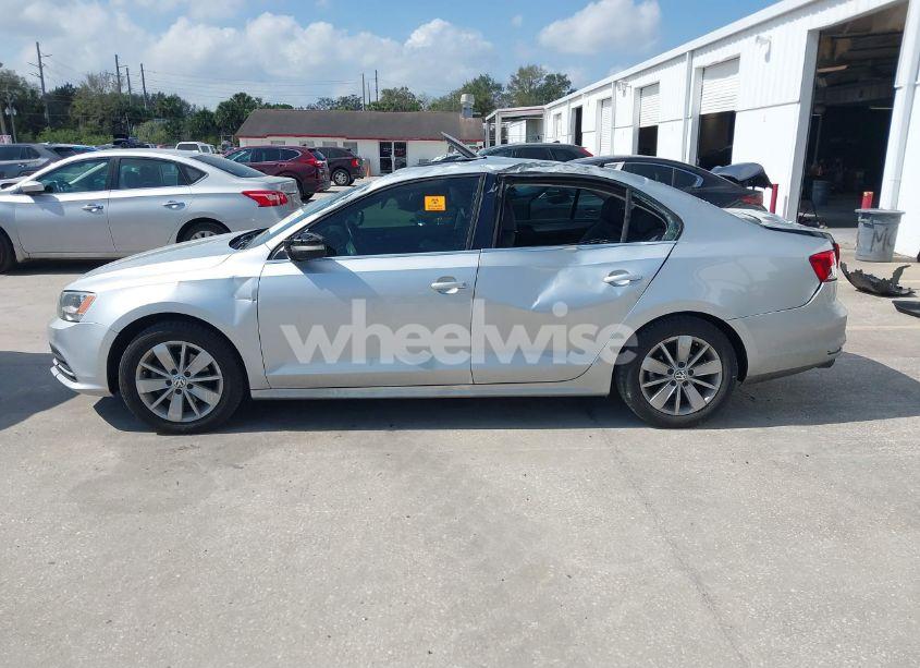 Photo 14 of 2015 Volkswagen Jetta 2.0L TDI SE (VIN 3VW3A7AJ0FM274845)