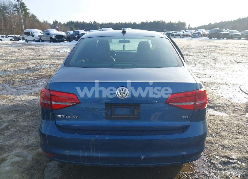 Photo 16 of 2015 Volkswagen Jetta 2.0L TDI SE (VIN 3VW3A7AJ0FM293878)