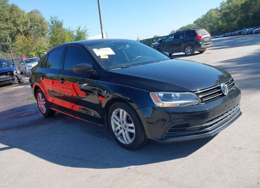 2015 Volkswagen Jetta 2.0L TDI S (VIN 3VW3A7AJ8FM241639) main photo