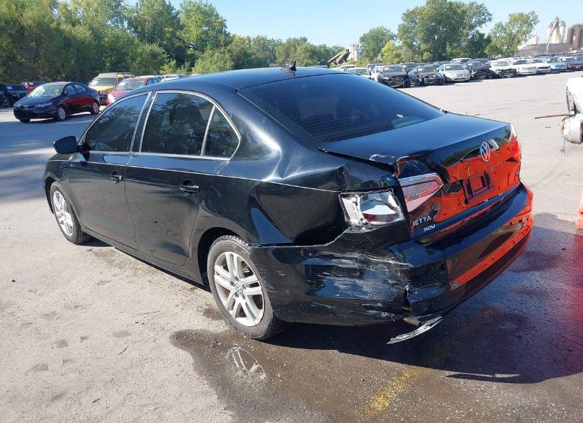 Photo 3 of 2015 Volkswagen Jetta 2.0L TDI S (VIN 3VW3A7AJ8FM241639)