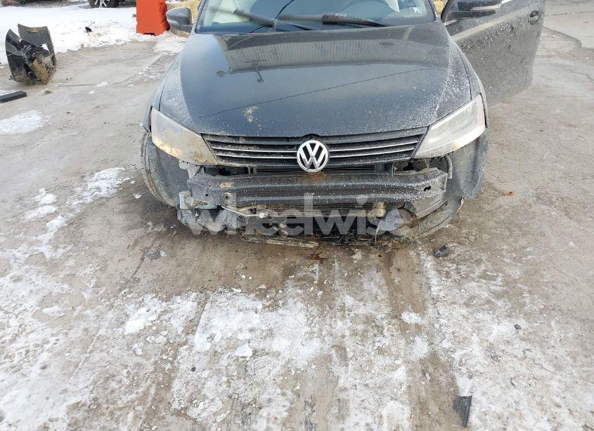 Photo 6 of 2014 Volkswagen Jetta 2.0L TDI (VIN 3VW3L7AJ0EM303737)