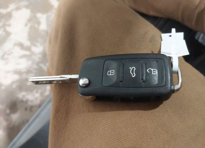 Photo 11 of 2012 Volkswagen Jetta 2.0L TDI (VIN 3VW3L7AJ1CM043328)