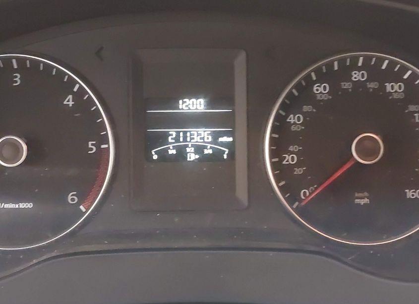 Photo 7 of 2012 Volkswagen Jetta 2.0L TDI (VIN 3VW3L7AJ1CM043328)