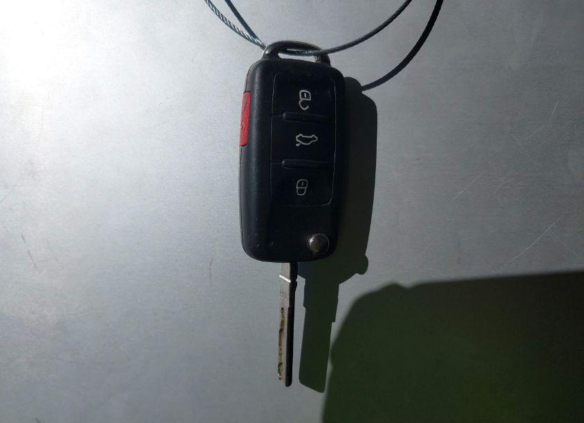 Photo 11 of 2012 Volkswagen Jetta 2.0L TDI (VIN 3VW3L7AJ1CM082095)