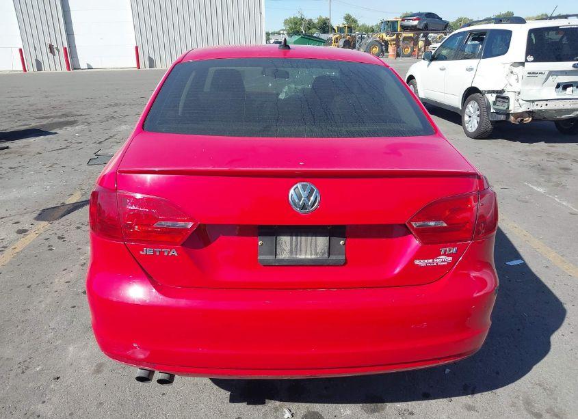 Photo 16 of 2012 Volkswagen Jetta 2.0L TDI (VIN 3VW3L7AJ1CM082095)
