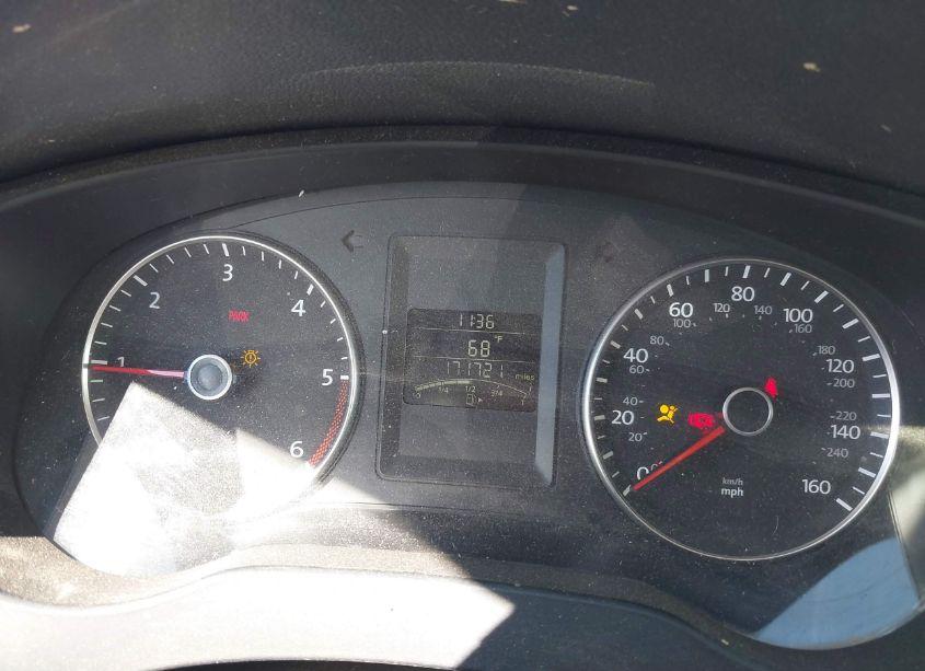 Photo 7 of 2012 Volkswagen Jetta 2.0L TDI (VIN 3VW3L7AJ1CM082095)