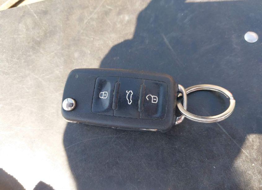 Photo 11 of 2014 Volkswagen Jetta 2.0L TDI (VIN 3VW3L7AJ2EM354866)