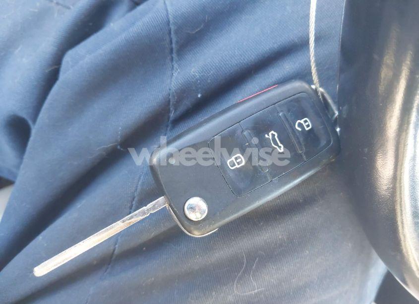 Photo 11 of 2013 Volkswagen Jetta 2.0L TDI (VIN 3VW3L7AJ3DM363705)