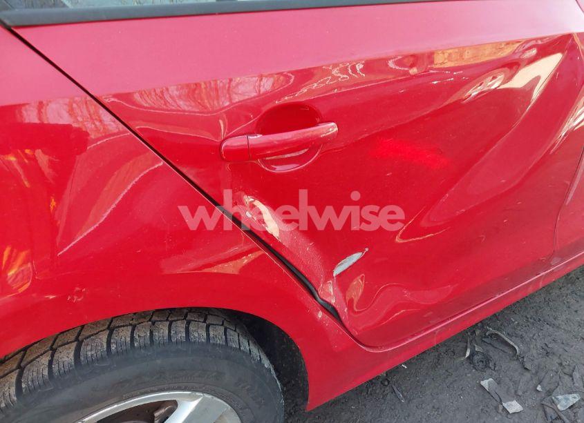 Photo 13 of 2011 Volkswagen Jetta 2.0L TDI (VIN 3VW3L7AJ4BM072188)