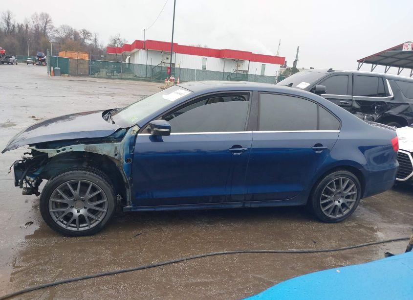 Photo 14 of 2014 Volkswagen Jetta 2.0L TDI (VIN 3VW3L7AJ5EM360161)