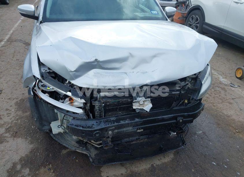 Photo 6 of 2013 Volkswagen Jetta 2.0L TDI (VIN 3VW3L7AJ6DM365626)