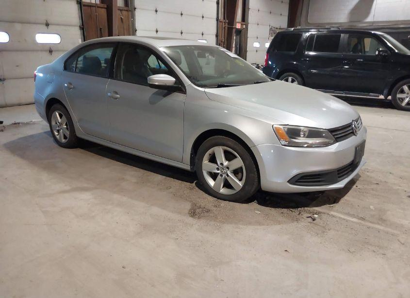 2012 Volkswagen Jetta 2.0L TDI (VIN 3VW3L7AJ7CM041373) main photo