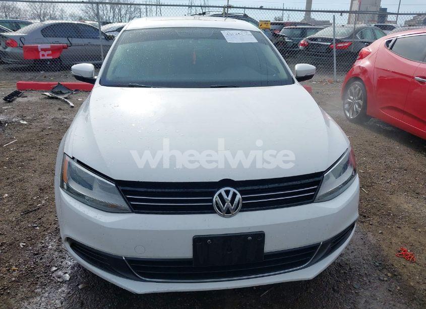 Photo 12 of 2013 Volkswagen Jetta 2.0L TDI (VIN 3VW3L7AJ7DM359723)