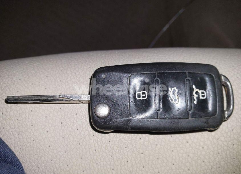 Photo 11 of 2012 Volkswagen Jetta 2.0L TDI (VIN 3VW3L7AJ9CM409388)