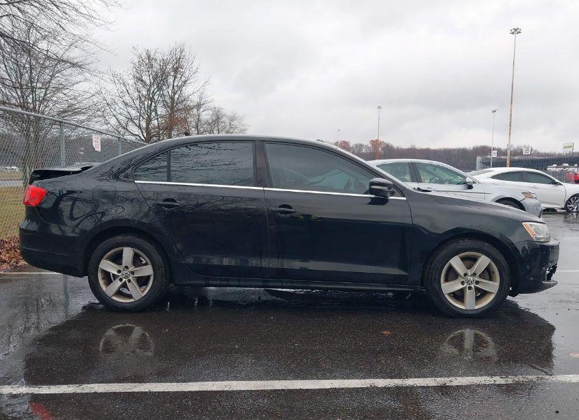 Photo 13 of 2013 Volkswagen Jetta 2.0L TDI (VIN 3VW3L7AJ9DM293174)