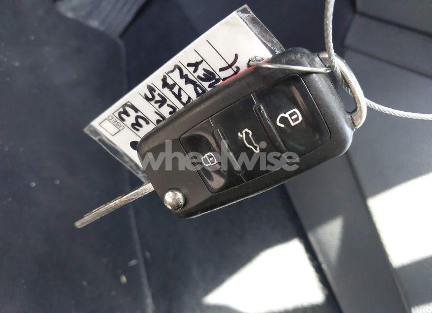 Photo 11 of 2012 Volkswagen Jetta 2.0L TDI (VIN 3VW3L7AJXCM466022)