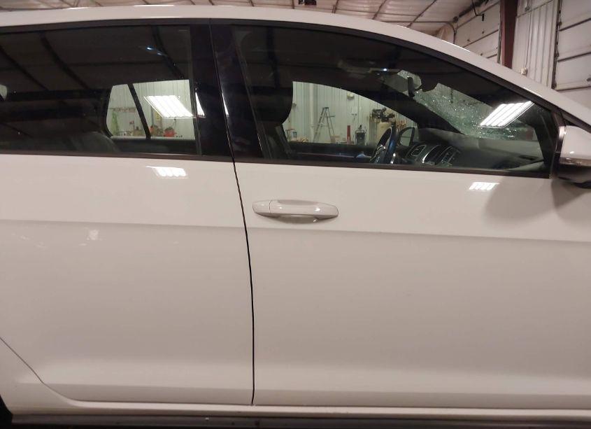 Photo 13 of 2017 Volkswagen Golf GTI SE 4-DOOR (VIN 3VW447AU0HM008945)