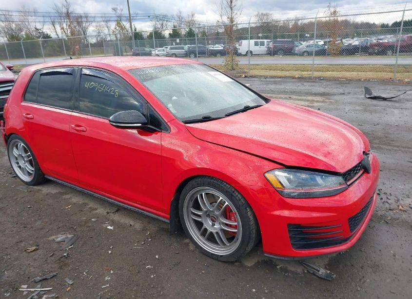 2017 Volkswagen Golf GTI (VIN 3VW447AU0HM049303) main photo