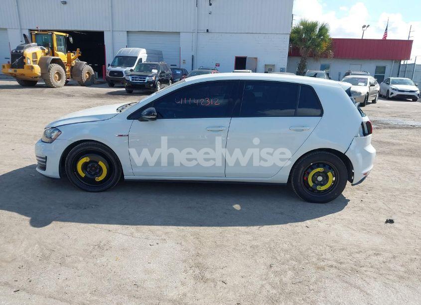 Photo 14 of 2017 Volkswagen Golf GTI AUTOBAHN 4-DOOR/S 4-DOOR/SE 4-DOOR/SPORT 4-DOOR (VIN 3VW447AU0HM059295)