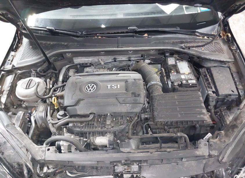 Photo 10 of 2017 Volkswagen Golf GTI AUTOBAHN 4-DOOR/S 4-DOOR/SE 4-DOOR/SPORT 4-DOOR (VIN 3VW447AU0HM068983)