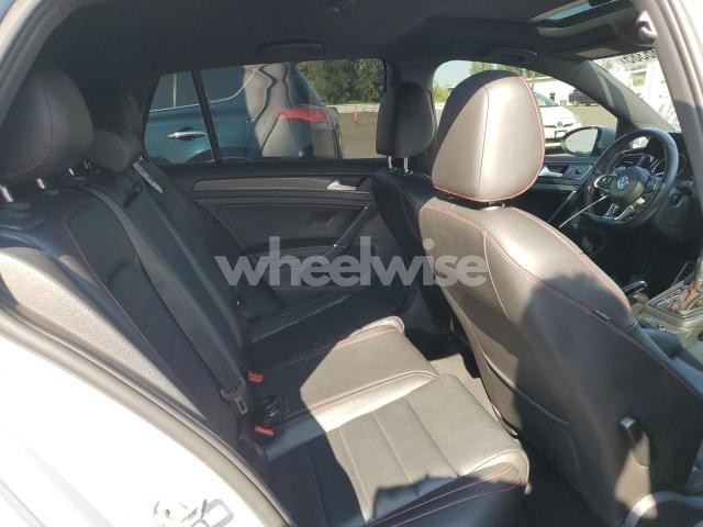 Photo 10 of 2018 VOLKSWAGEN GTI S/SE (VIN 3VW447AU0JM297430)