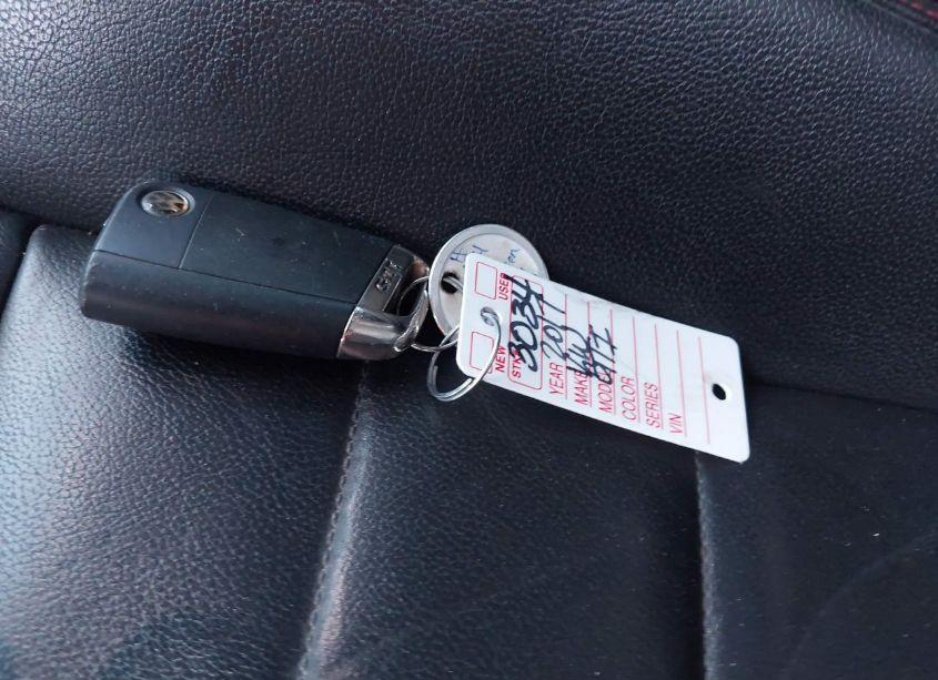 Photo 11 of 2017 Volkswagen Golf GTI AUTOBAHN 4-DOOR/S 4-DOOR/SE 4-DOOR/SPORT 4-DOOR (VIN 3VW447AU1HM057149)