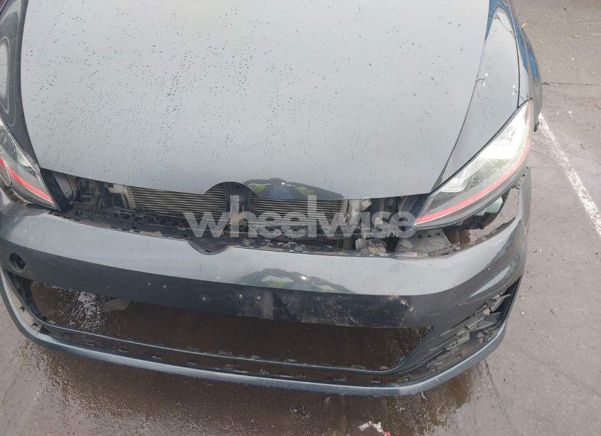 Photo 6 of 2016 Volkswagen Golf GTI AUTOBAHN W/PERFORMANCE PACKAGE 4-DOOR (VIN 3VW447AU3GM014902)