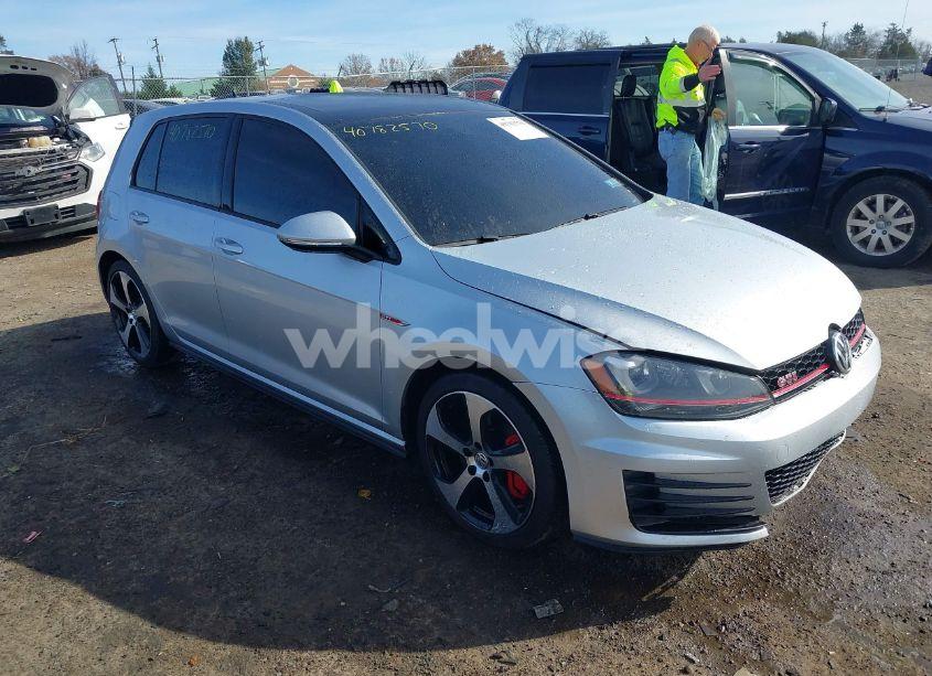 2016 Volkswagen Golf GTI AUTOBAHN W/PERFORMANCE PACKAGE 4-DOOR (VIN 3VW447AU3GM018142) main photo