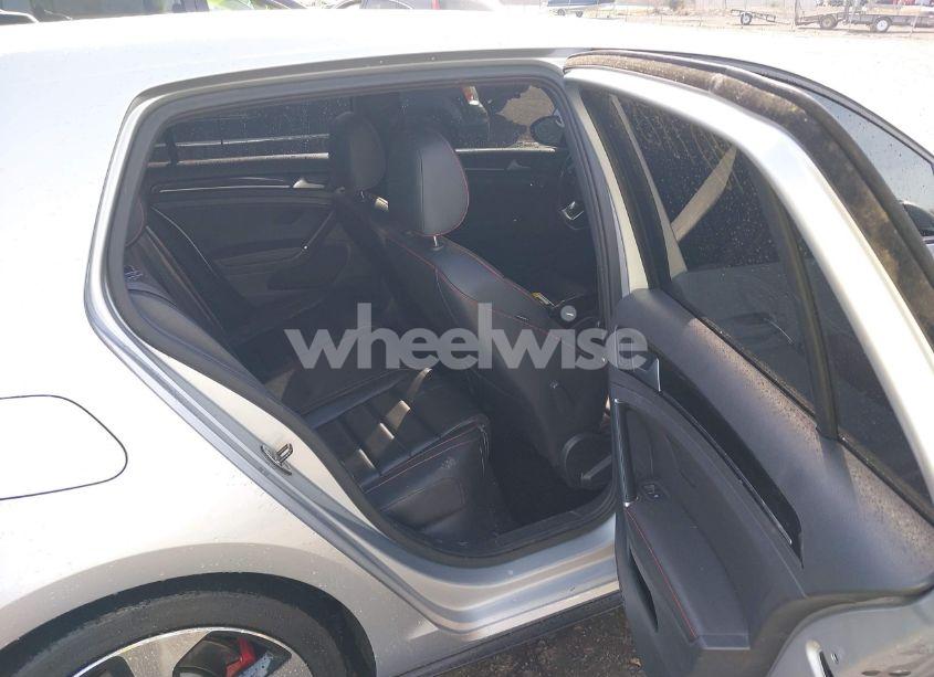 Photo 8 of 2016 Volkswagen Golf GTI AUTOBAHN W/PERFORMANCE PACKAGE 4-DOOR (VIN 3VW447AU3GM018142)