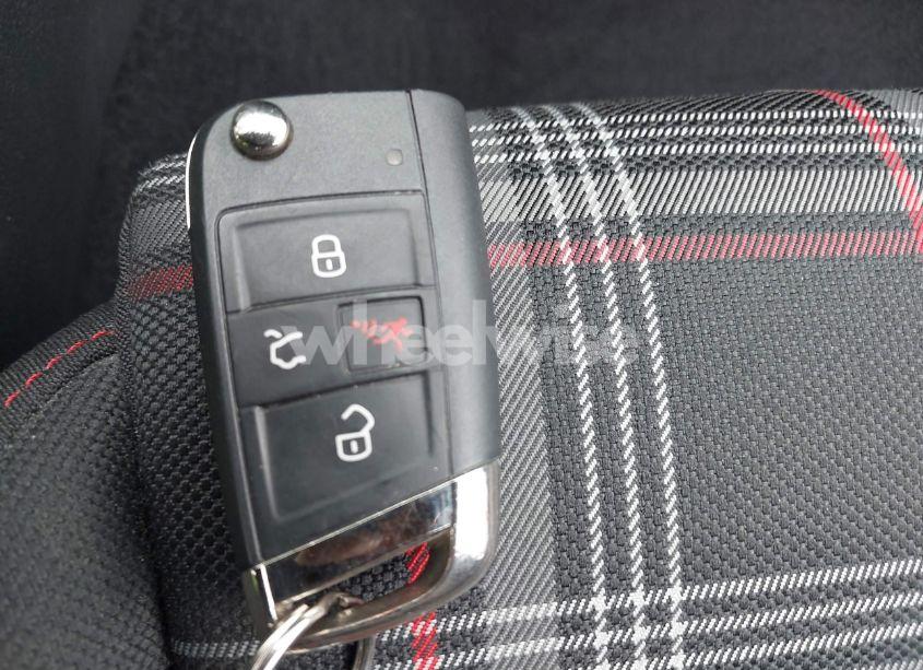 Photo 11 of 2017 Volkswagen Golf GTI AUTOBAHN 4-DOOR/S 4-DOOR/SE 4-DOOR/SPORT 4-DOOR (VIN 3VW447AU3HM053409)