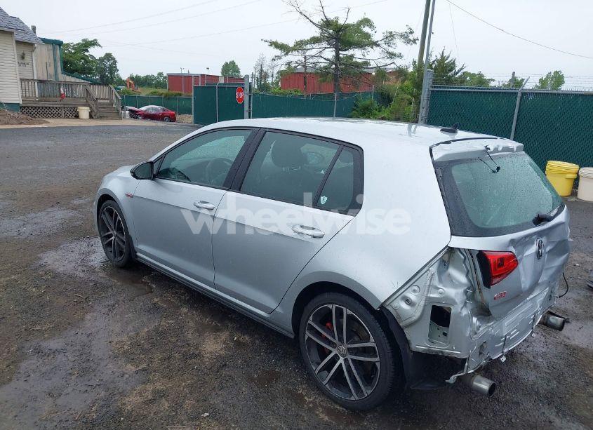 Photo 3 of 2017 Volkswagen Golf GTI AUTOBAHN 4-DOOR/S 4-DOOR/SE 4-DOOR/SPORT 4-DOOR (VIN 3VW447AU3HM053409)