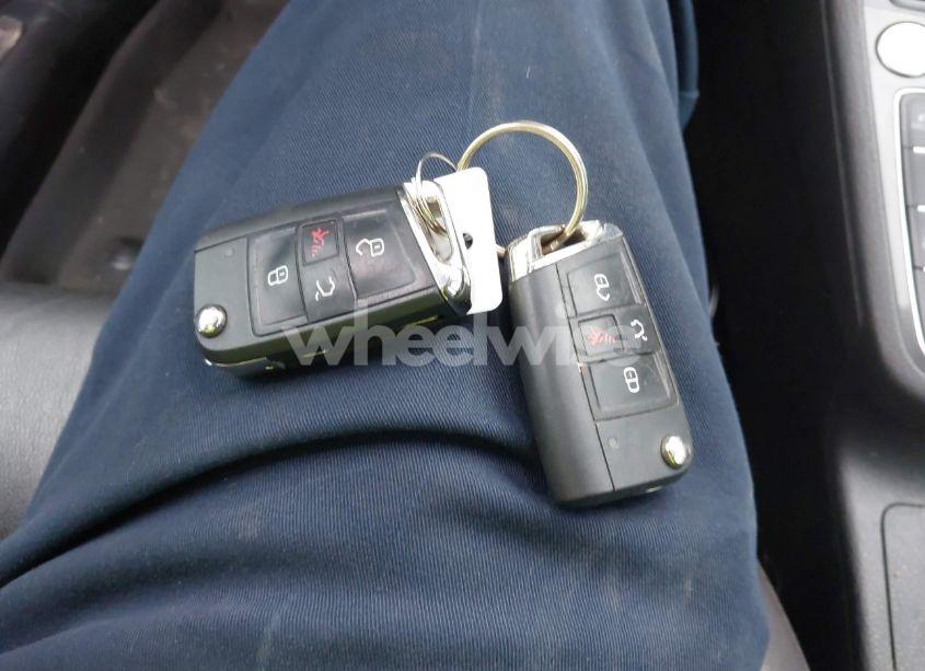 Photo 11 of 2017 Volkswagen Golf GTI AUTOBAHN 4-DOOR/S 4-DOOR/SE 4-DOOR/SPORT 4-DOOR (VIN 3VW447AU4HM011573)