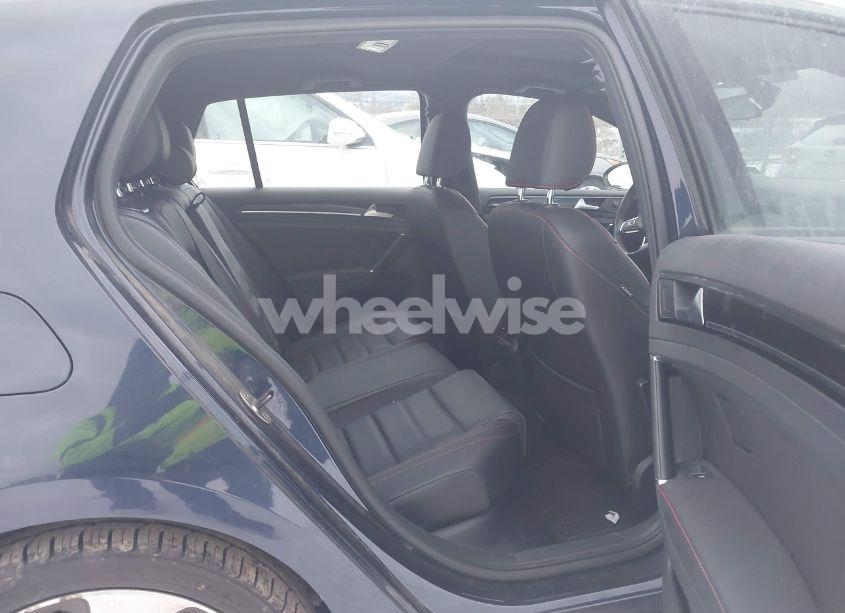 Photo 8 of 2017 Volkswagen Golf GTI SE 4-DOOR (VIN 3VW447AU5HM005815)