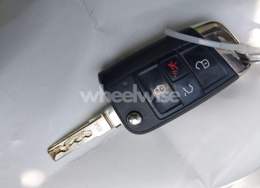 Photo 11 of 2018 Volkswagen Golf GTI 2.0T AUTOBAHN/2.0T S/2.0T SE (VIN 3VW447AU5JM275990)