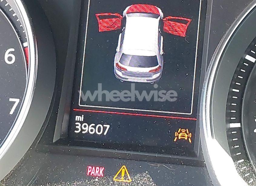 Photo 15 of 2018 Volkswagen Golf GTI 2.0T AUTOBAHN/2.0T S/2.0T SE (VIN 3VW447AU5JM275990)