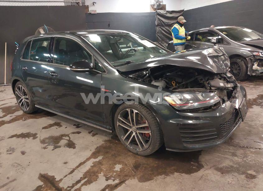 2017 Volkswagen Golf GTI AUTOBAHN 4-DOOR/S 4-DOOR/SE 4-DOOR/SPORT 4-DOOR (VIN 3VW447AU6HM068485) main photo