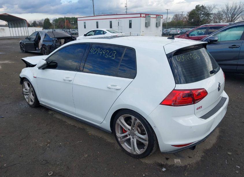 Photo 3 of 2016 Volkswagen Golf GTI AUTOBAHN W/PERFORMANCE PACKAGE 4-DOOR (VIN 3VW447AU7GM016457)