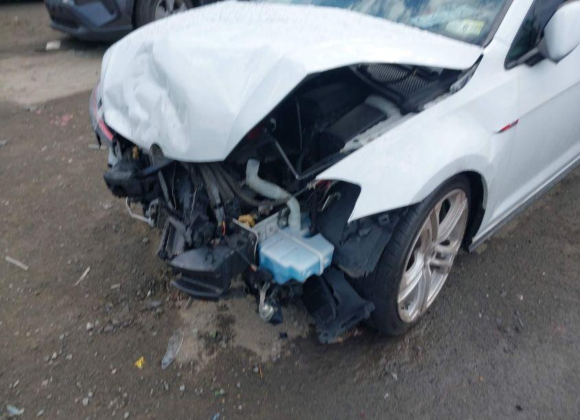 Photo 6 of 2016 Volkswagen Golf GTI AUTOBAHN W/PERFORMANCE PACKAGE 4-DOOR (VIN 3VW447AU7GM016457)