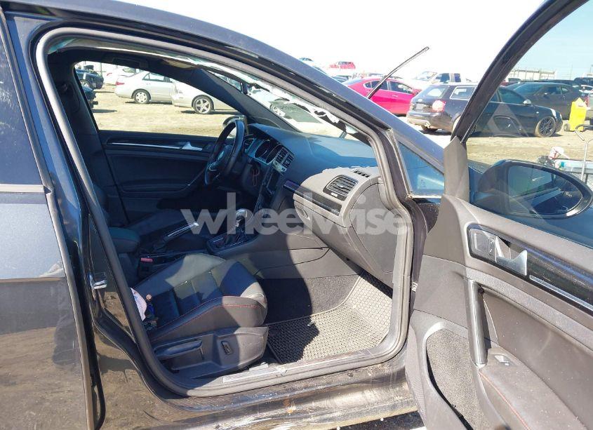 Photo 5 of 2017 Volkswagen Golf GTI AUTOBAHN 4-DOOR/S 4-DOOR/SE 4-DOOR/SPORT 4-DOOR (VIN 3VW447AU7HM056586)